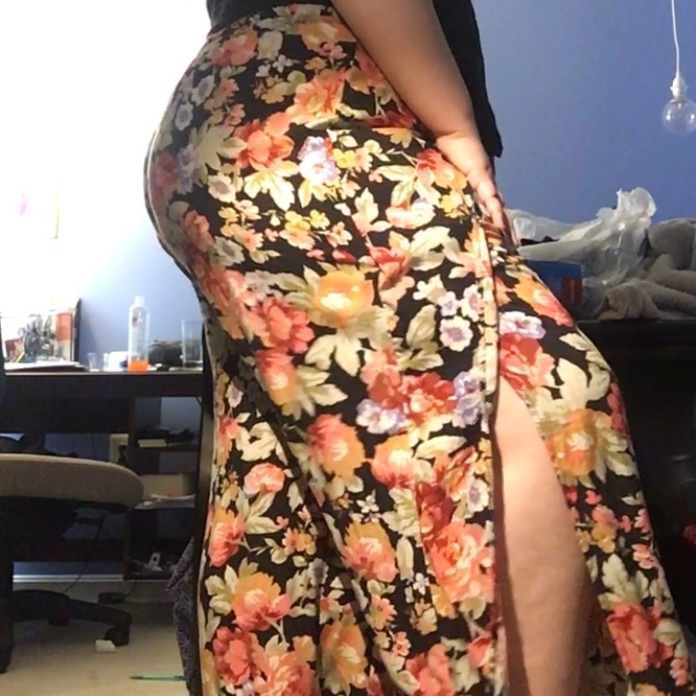 Women’s long floral pant with slit on both legs